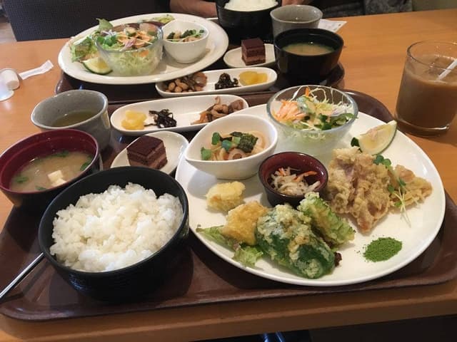 mint cafe - サブ画像1