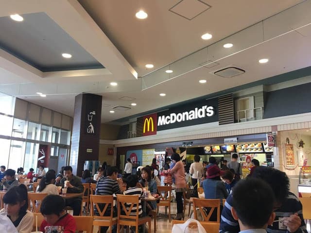 マクドナルド イオン八幡東店 - サブ画像1