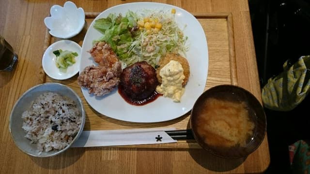 白壁Hanaco - サブ画像3