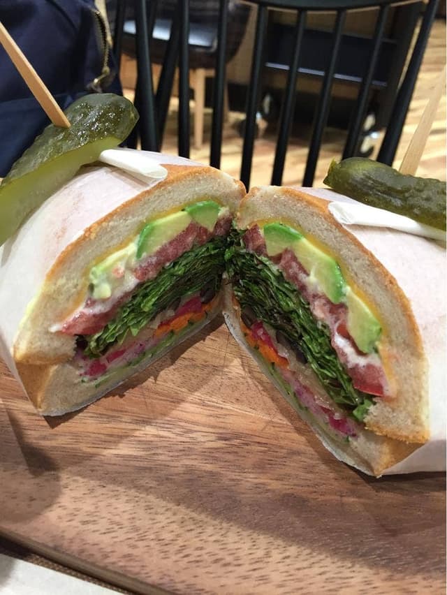 STORY CAFE 有隣堂 ららぽーと湘南平塚店 - サブ画像2