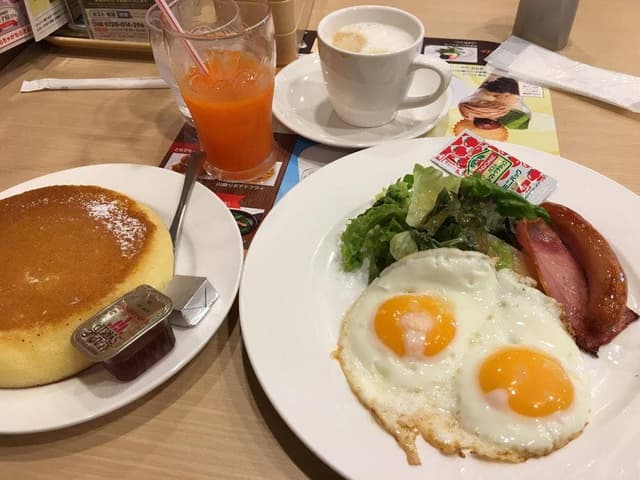 ガスト 京都十条通店 - サブ画像1