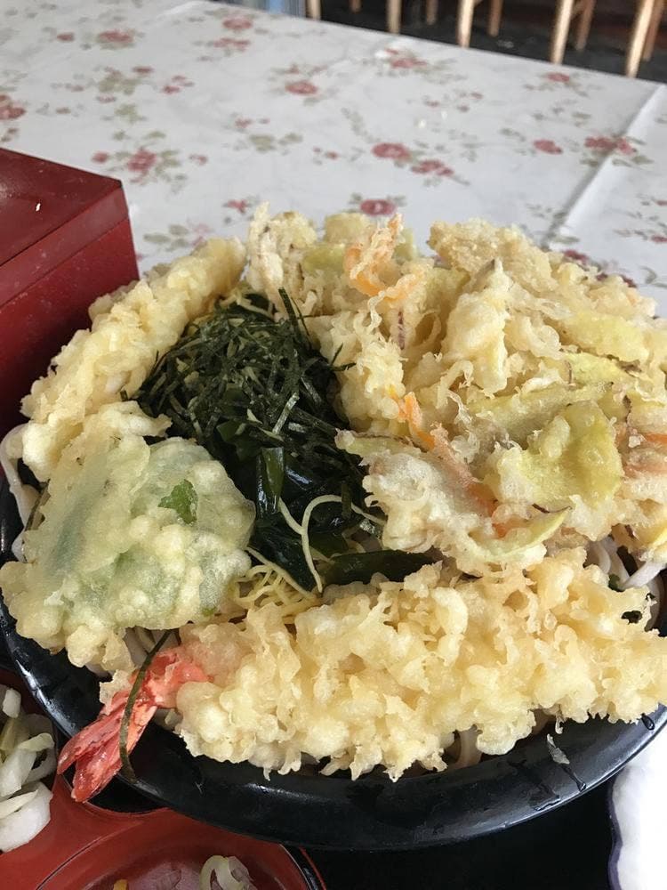 でこぼこ道