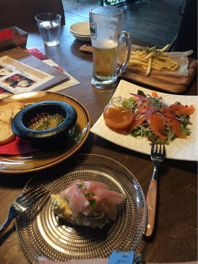 WILD BBQ&SALAD OUTGRESS Gramping restaurant - サブ画像3
