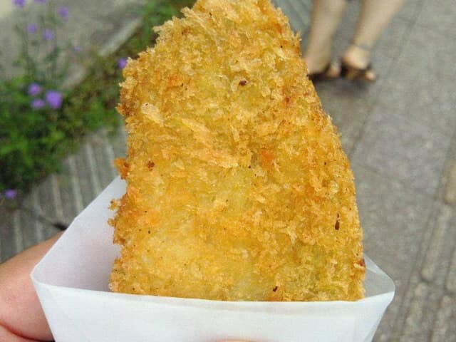 花輪コロッケ店 - サブ画像2