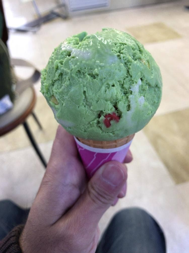 サーティワンアイスクリーム めじろ台ロードサイド店