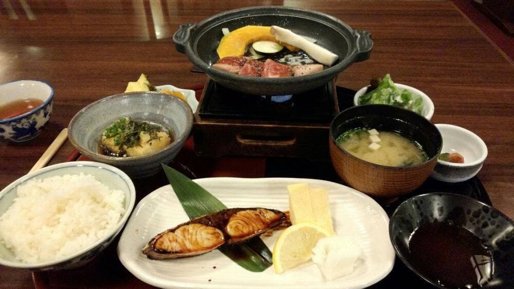 はなの夢 厨 グランティア太宰府店