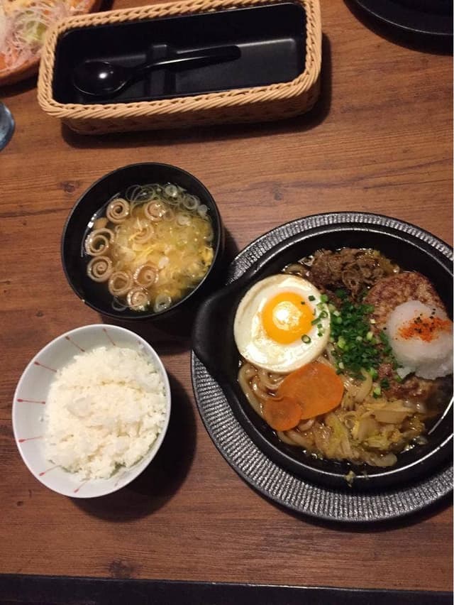 びっくりドンキー 橿原店 - サブ画像1