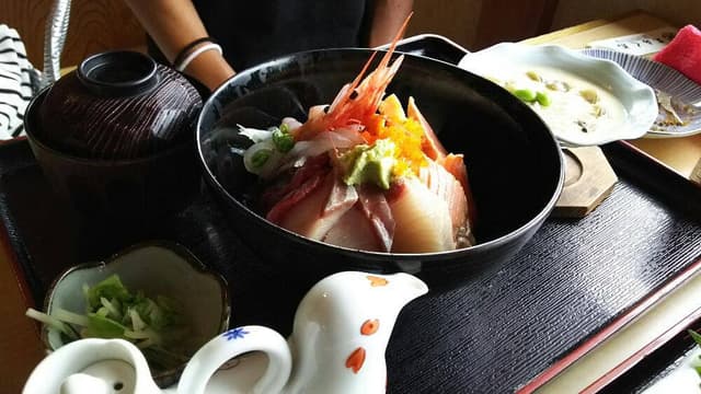 海鮮料理 文らく丸 - サブ画像1