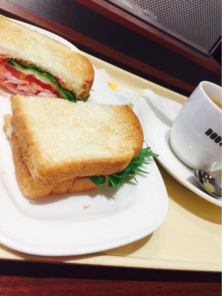 ドトールコーヒーショップ 調布北口店