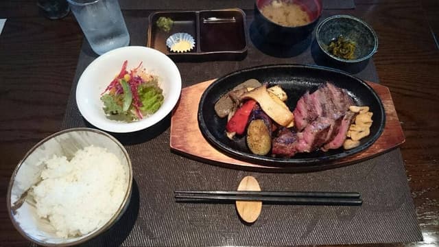 鉄板料理 のがみ屋 - サブ画像3