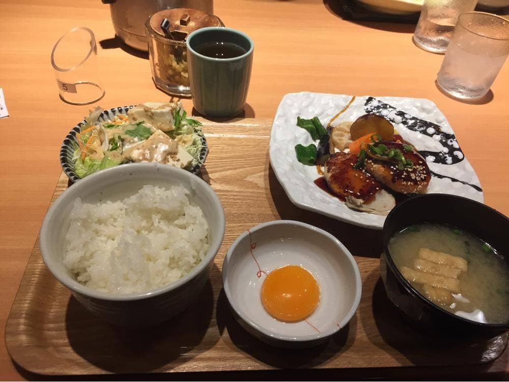 やよい軒 三原店