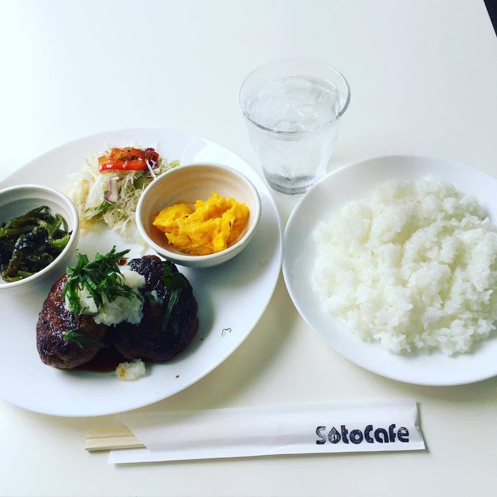 ソト カフェ