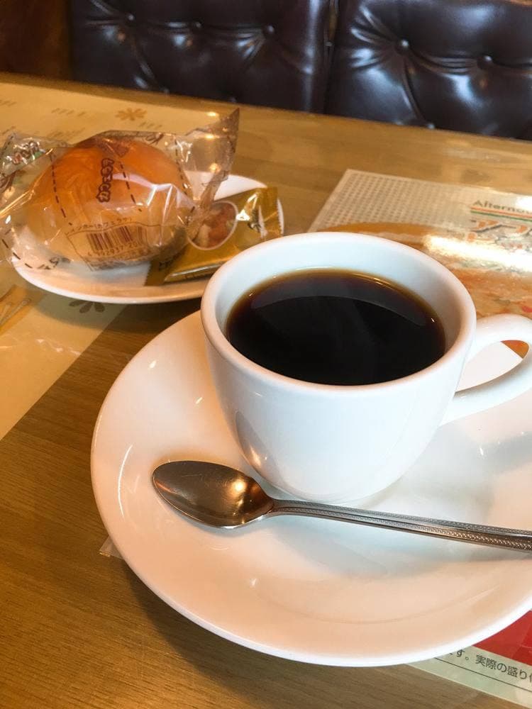 コーヒーショップ かたろにあ