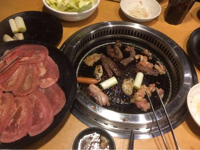 焼肉きんぐ 岩出店 - サブ画像1