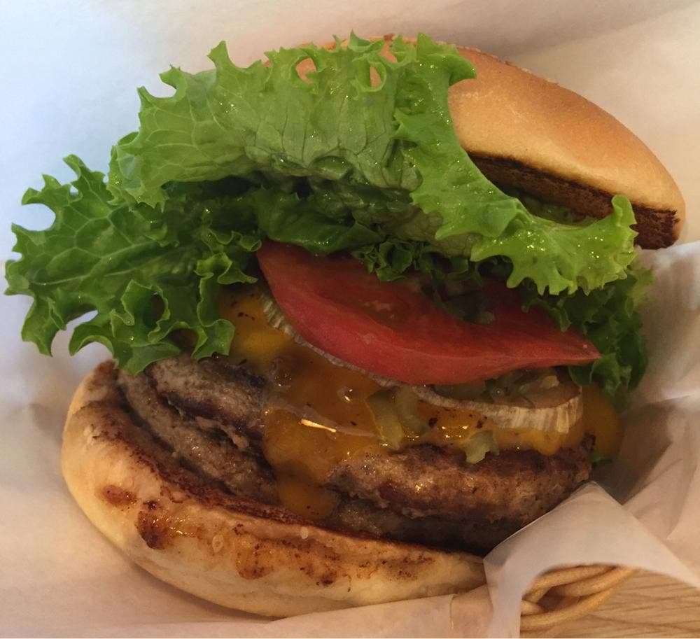フレッシュネスバーガー エミオ田無店