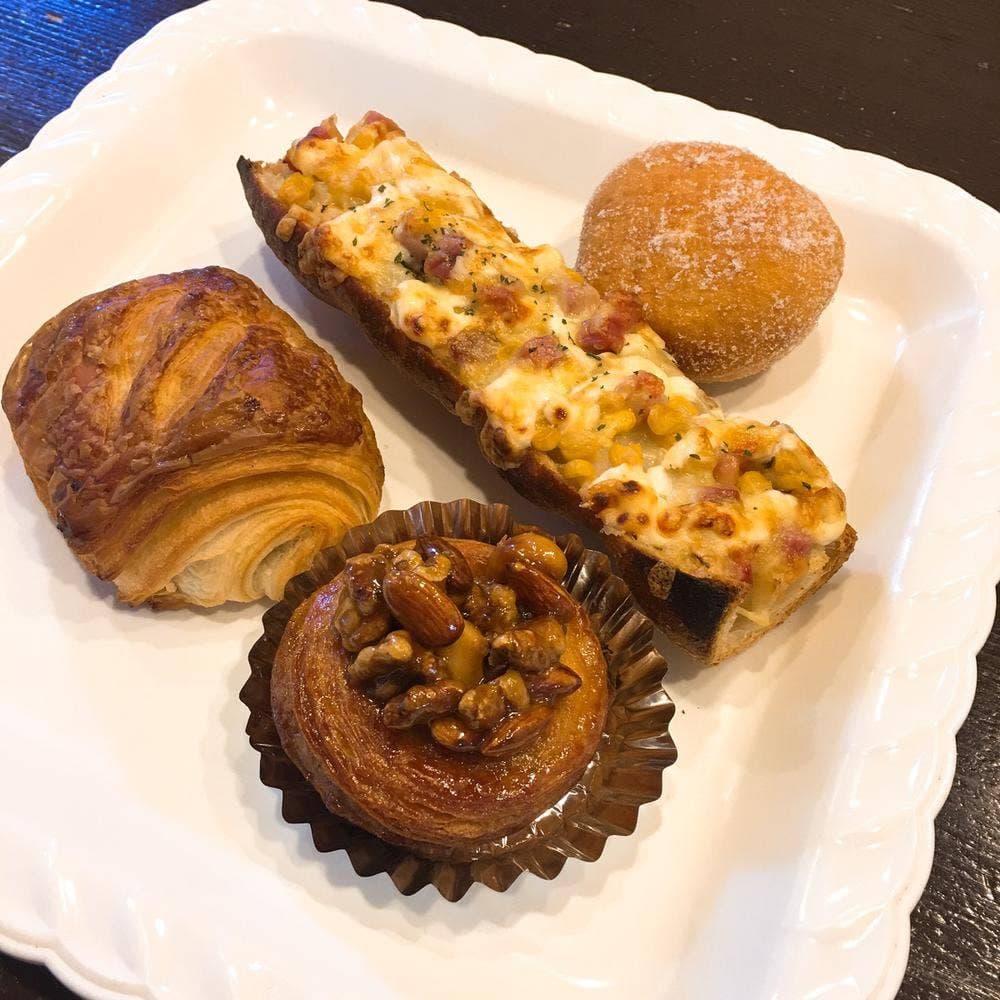 パン工房 麦童