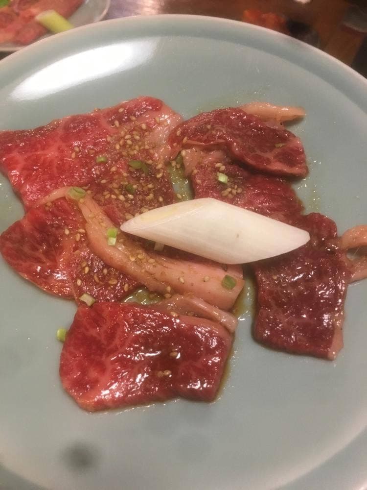 炭火焼 牛門