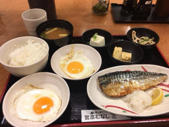 定食屋 宮本むなし 日本橋3丁目店 - サブ画像2