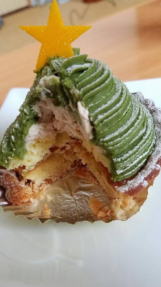 洋菓子工房ぶどうの森 イオン金沢店 - サブ画像1