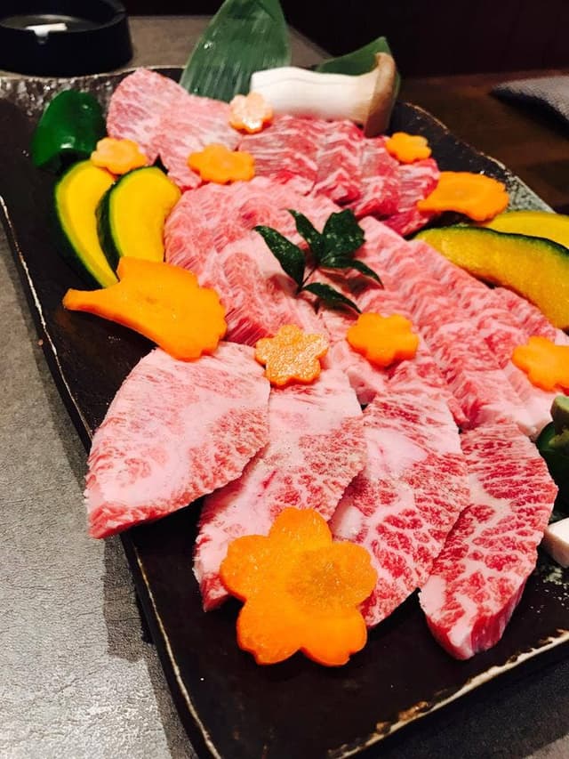 炭火焼肉 馳走 - サブ画像2