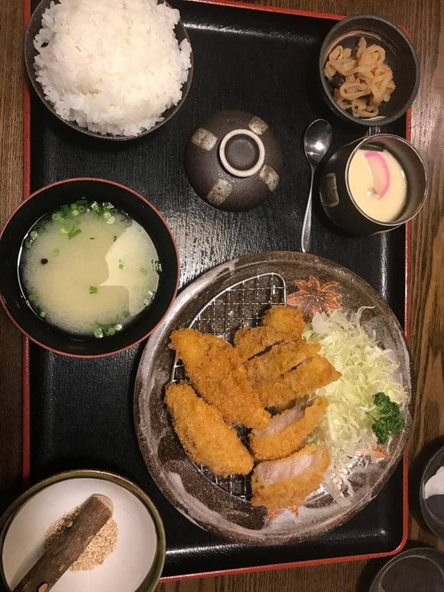 黒豚レストラン 六白 - サブ画像1