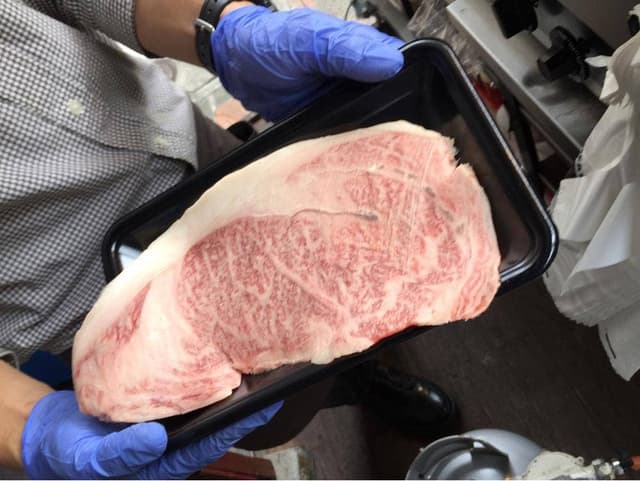 上原ミート 市場前店 - サブ画像2