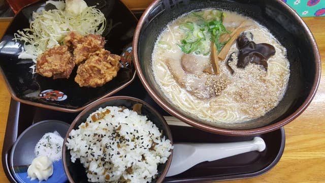 ラーメン長浜華 - サブ画像3