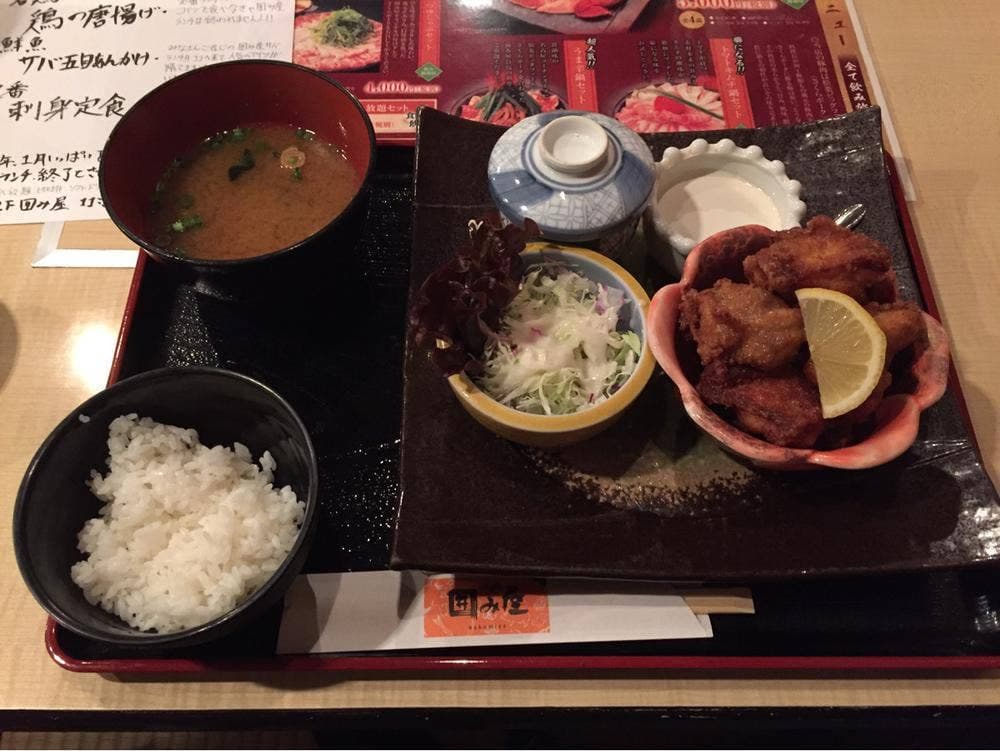金馬簾 囲み屋