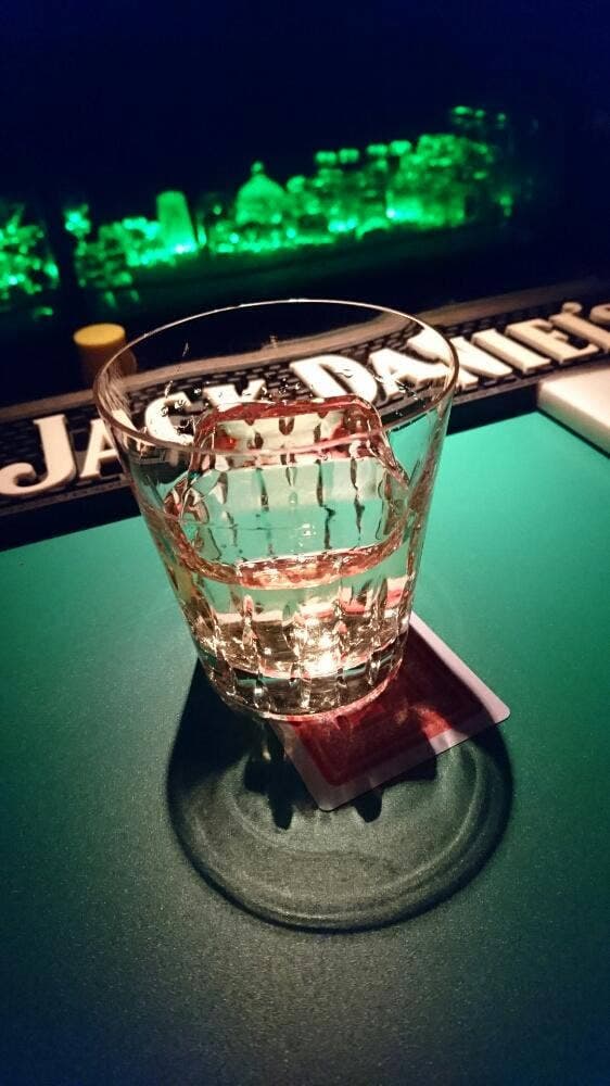 それでも私は酒を飲む