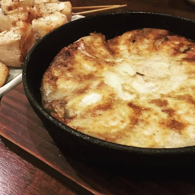博多串焼きと鉄鍋餃子 よかちゃん 茶屋町店 - サブ画像1