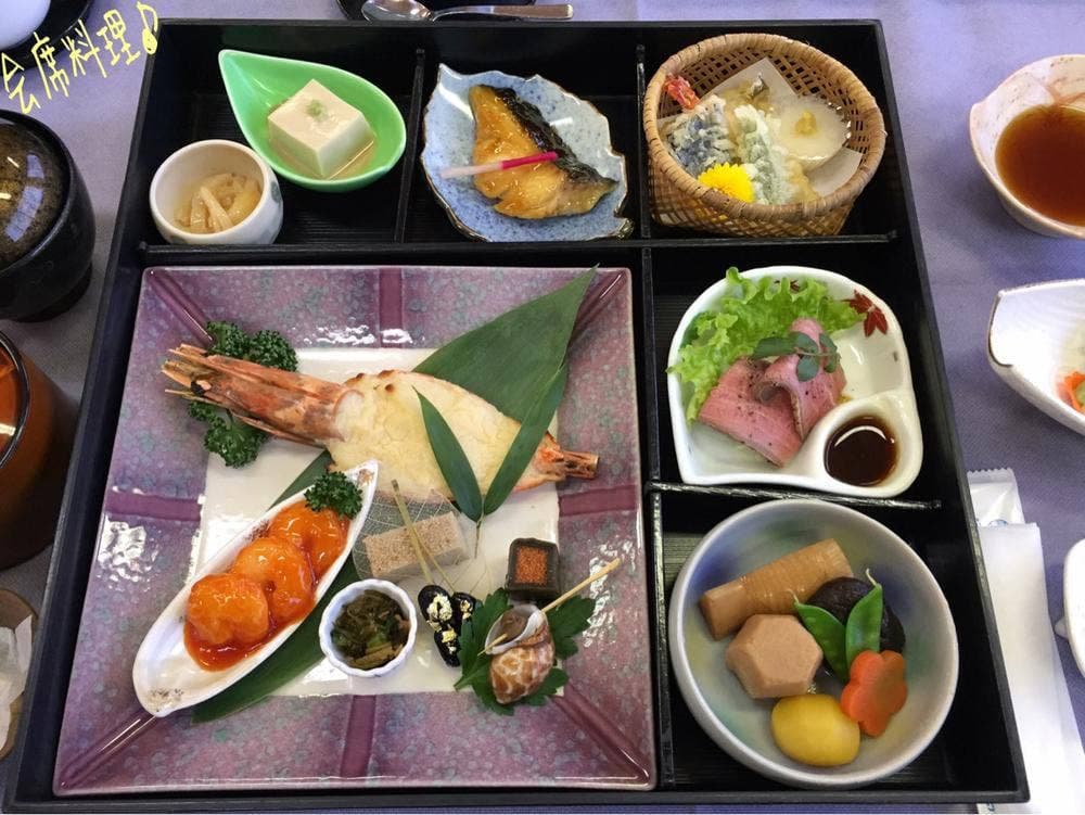 魚伊三 テイクアウト店