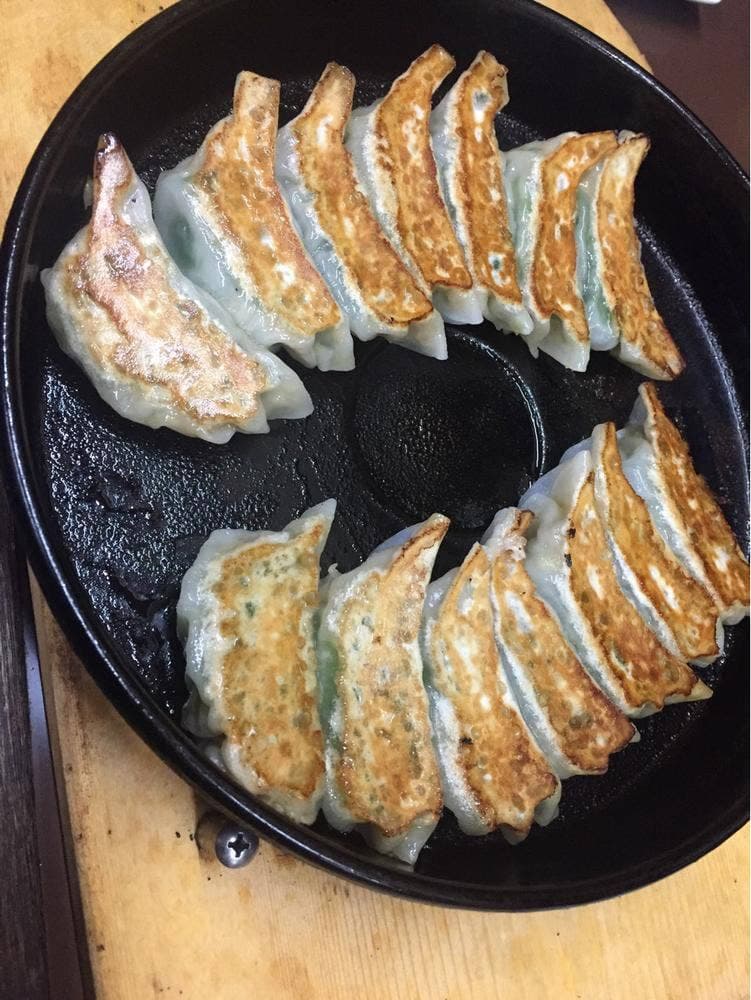 ぎょうざ亭たしろ