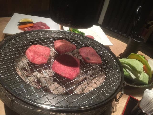炭火焼肉虎至 本店 - サブ画像3