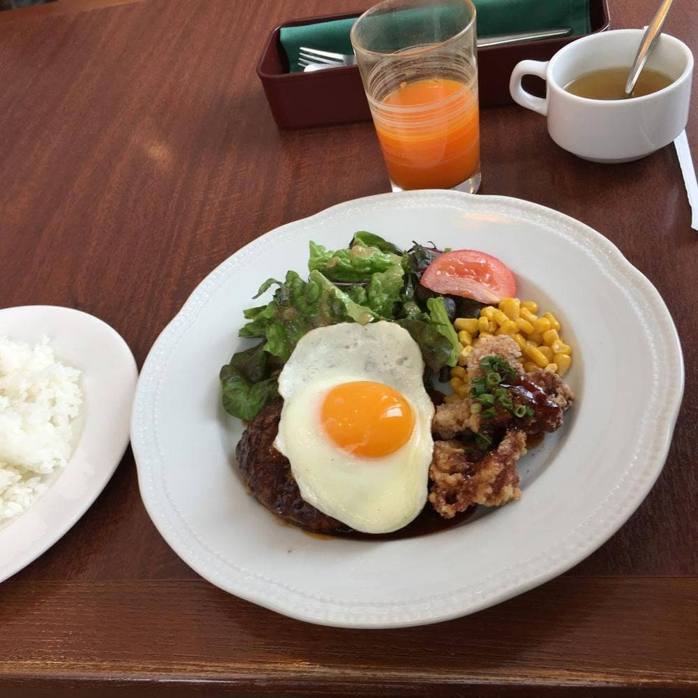 ロイヤルホスト 江別店