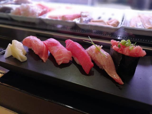 すしざんまい 福岡中洲店 - サブ画像2