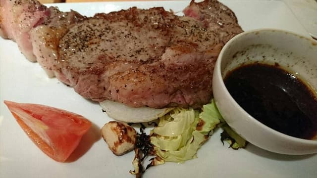 酪農屋 肉とチーズのお店 王子店 - サブ画像3