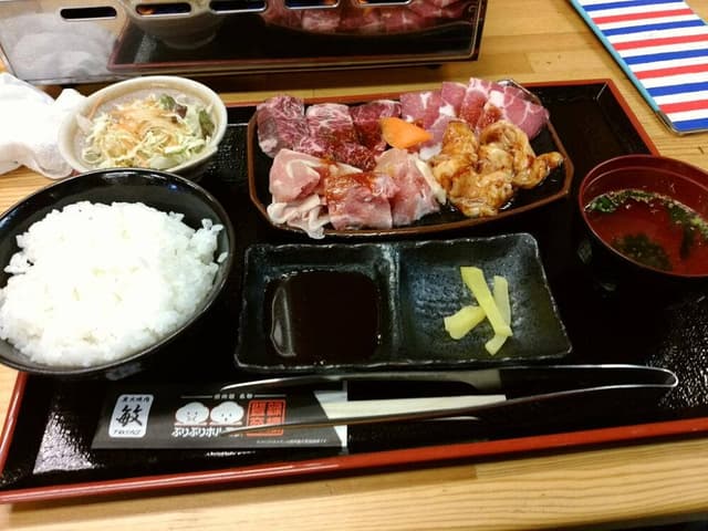 炭火焼肉 敏 広店 - サブ画像3