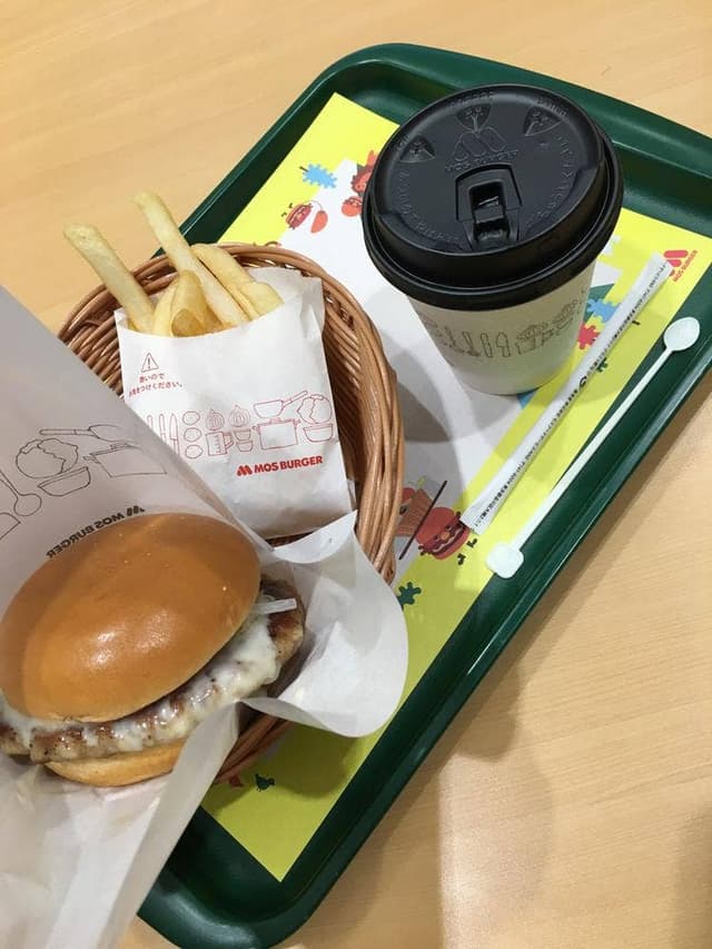 モスバーガー イーサイト高崎店 - サブ画像1