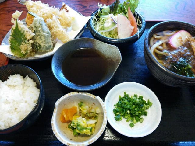 名代手打うどん・そば 豊田屋 - サブ画像3