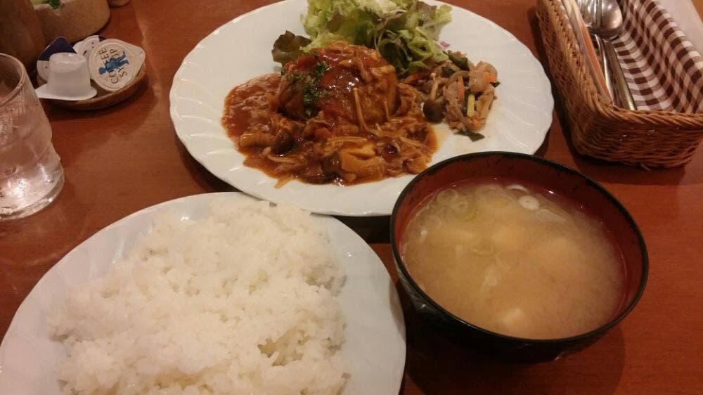 カフェアンドダイニングブランコ