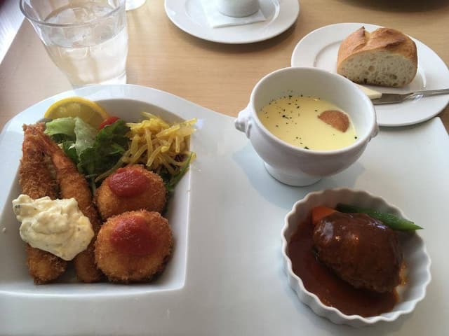 カフェ・ダイニング ケイジーノ - サブ画像1