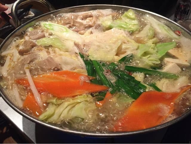 博多もつ鍋・黒豚しゃぶしゃぶ ぐるなべ 新宿店 - サブ画像3