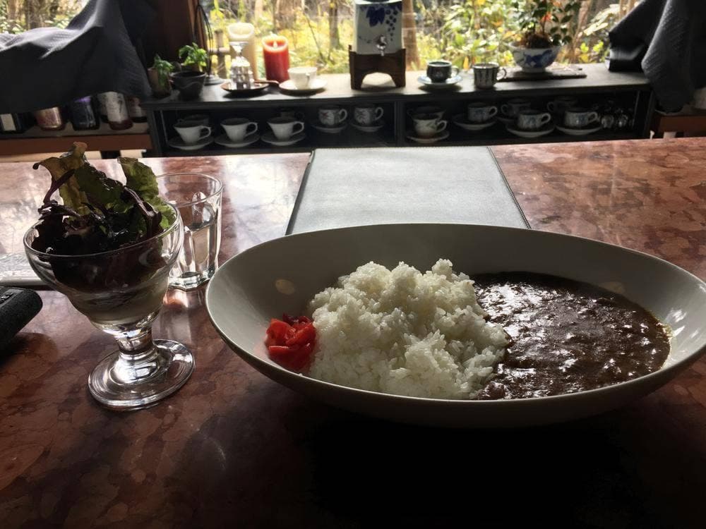 山荘天水 ラウンジ 白楽天