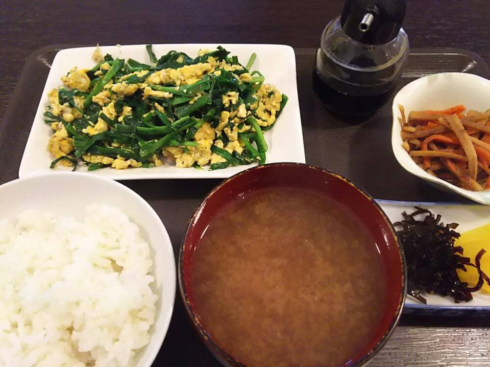 カラオケ居酒屋 川