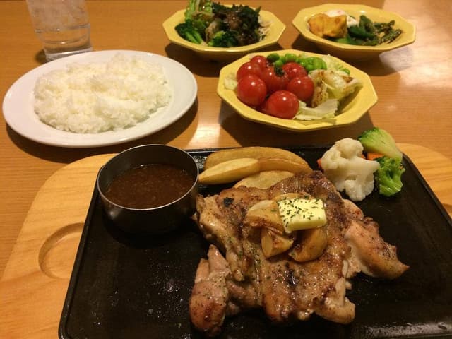 ヴィクトリアステーション 南円山店 - サブ画像1