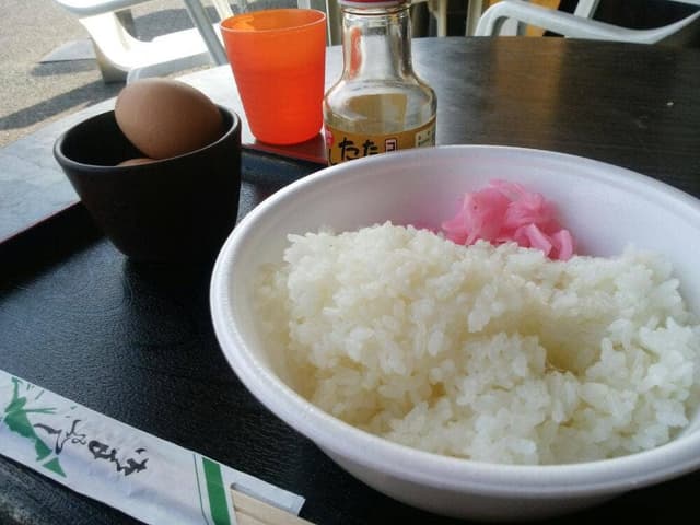 朝採れ たまごかけごはん専門店 たまちゃん食堂 アルムの里農場 瀬戸玉井直売所 - サブ画像3