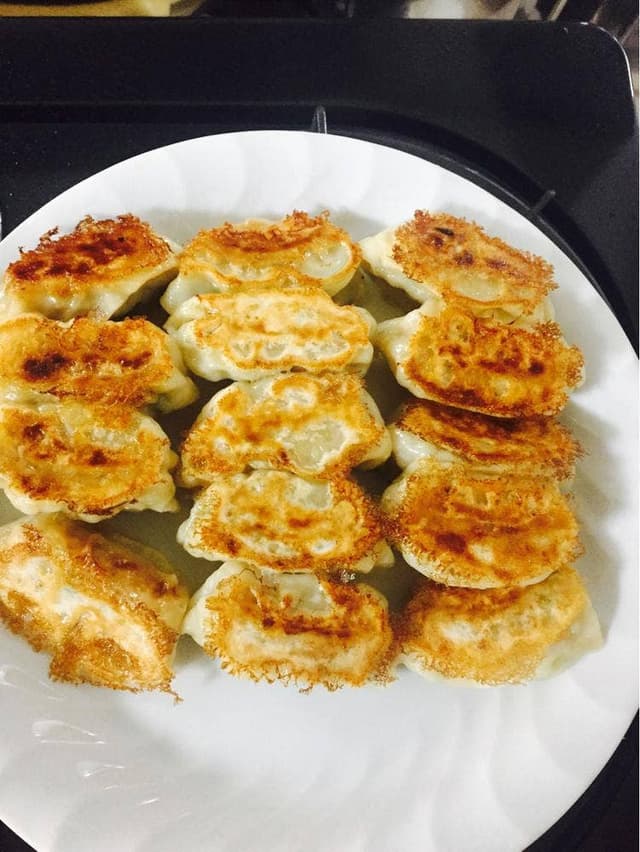 餃子専門店 チャンピオン 小路店 - サブ画像1