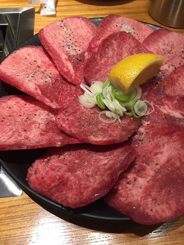 焼肉 とんちゃんのおおみ 駅前店 - サブ画像1