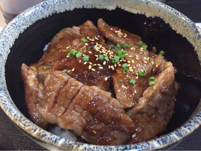 熊泰精肉堂 - サブ画像3