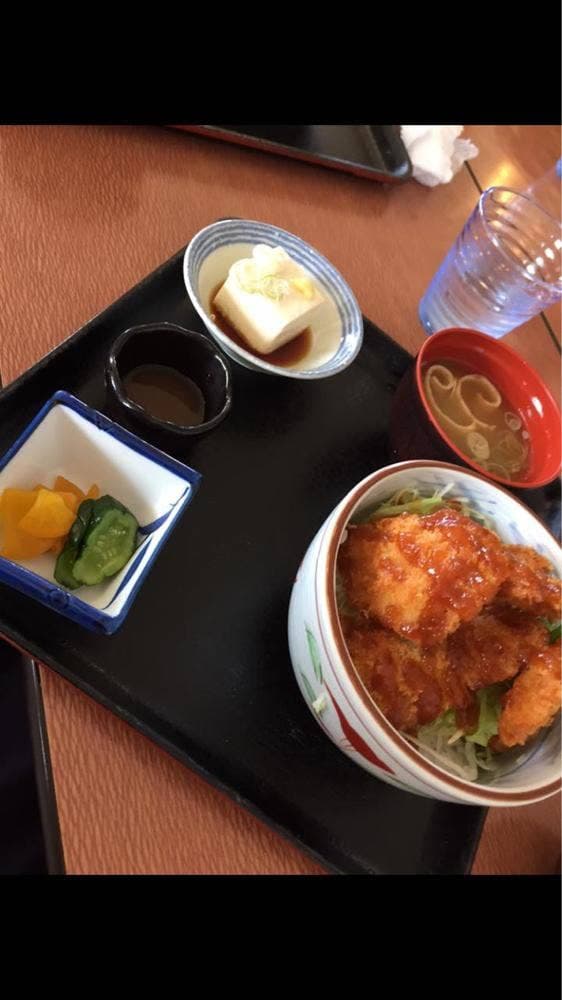鵜の浜人魚館